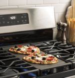 GE 30″ Freestanding Gas Range - Image 5
