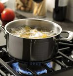 GE 30-Inch Freestanding Gas Range with 4.8 cu. ft. Oven Capacity and Sealed Cooktop Burners - Image 10