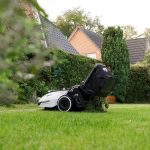 MAMMOTION YUKA Perimeter Wire Free Robot Lawn Mower - Image 4