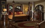 McFerran Home Furnishings B6005 Canopy Bedroom Set ? Traditional Carved Solid Wood in Rich Brown Finish - Image 2