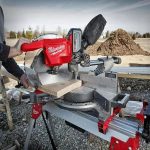 Milwaukee Dual-Bevel Sliding Compound Miter Saw M18 FUEL 2734 - Image 3