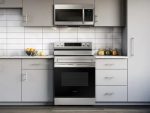 Samsung 6.3 Cu. Ft. Smart Freestanding Electric Range NE63A6311SS - Image 4