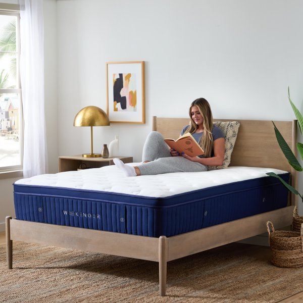 weekender-13-euro-top-hybrid-mattress-plush-comfort-support-mattress-in-a-box-2392386-1 Weekender 13" Euro Top Hybrid Mattress - Plush Comfort & Support Mattress-in-a-Box - Image 1